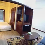 Grand Lumia Suite At Times Square